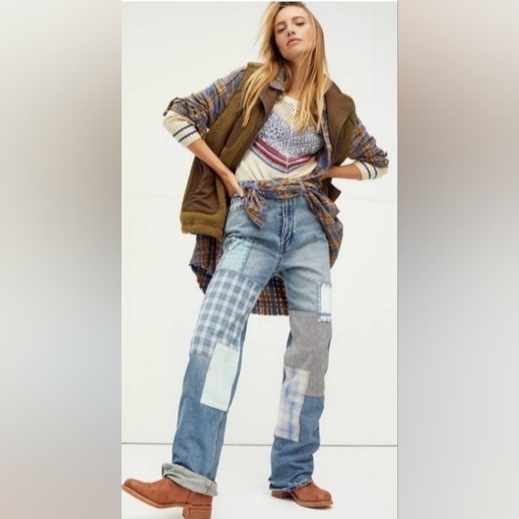 We The Free Denim - FREE PEOPLE STEINBECK PATCHED STRAIGHT LEG JEANS Size 27